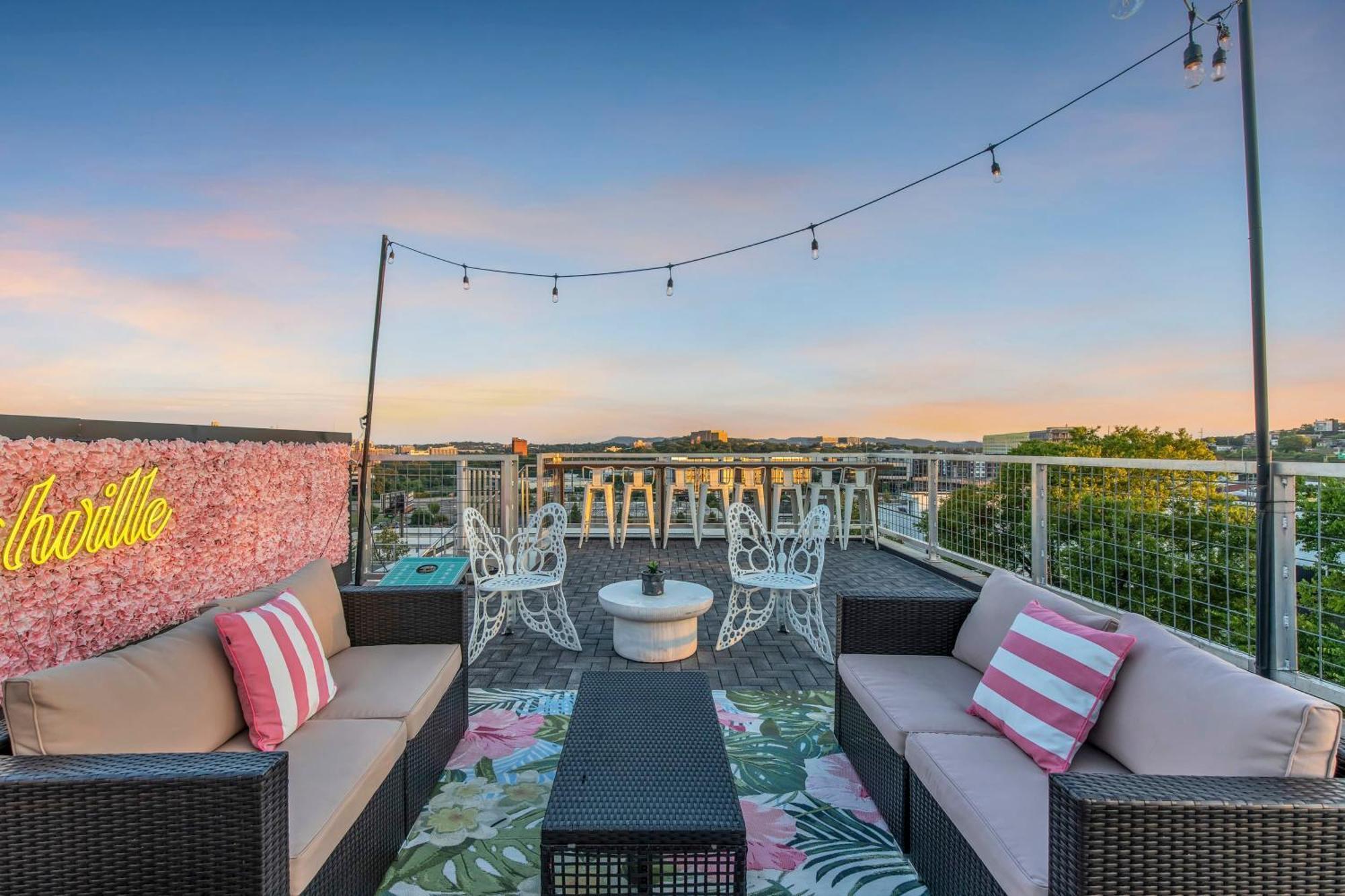 Dolly'S Big House - 18 Beds Skydeck Views Villa Nashville Exterior photo